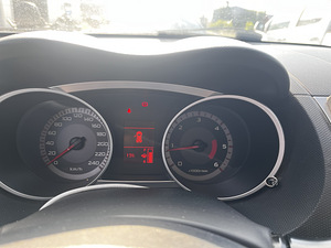 Mitsubishi Outlander 2.0 (10 фото из 10)