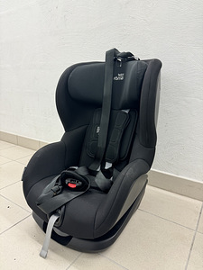 Britax Römer autoiste (3 foto / 6)