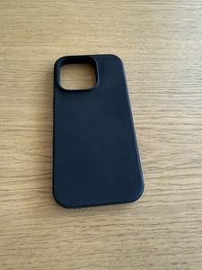 iPhone 16 Pro ümbrised (6 foto / 8)