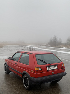 ‘89a VW Golf mk2 •ManhattanEdition• üv-06.24 (6 foto / 15)