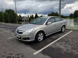 Opel Vectra 2007 (2 foto / 8)