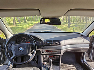 BMW 528i 1996 (8 foto / 10)