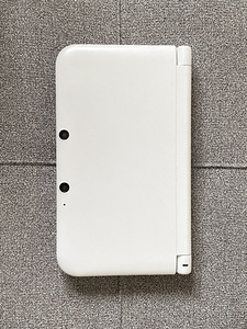 Nintendo 3DS XL (Valge) + SD-card (1 foto / 4)