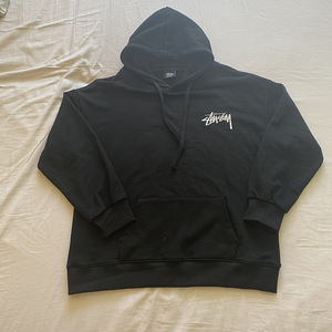 Stussy Pusa (2 foto / 5)
