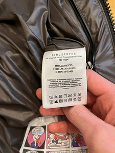 Moncler Maja jacket (5 foto / 10)