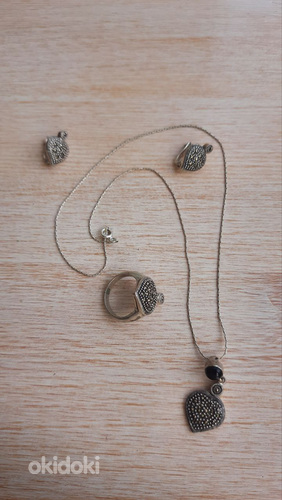 Набор серебряных украшений (колье, серьги, кольцо) (фото #2)