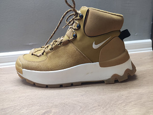 Nike talvesaapad (4 foto / 5)