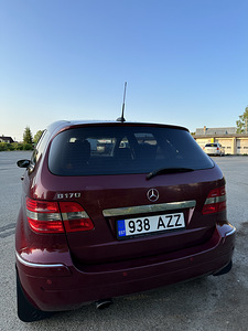 Мерседес Бенц Б 170 (4 фото из 15)