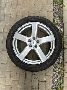 235/50R19 Goodyear UltraGrip ICE M+S ja ALUTEC FREEZE (1 foto / 4)