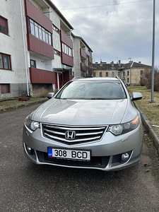 Honda Accord 2.0 115kW, 2009 (3 foto / 7)