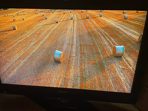 Телевизор Philips 42" (2 фото из 8)