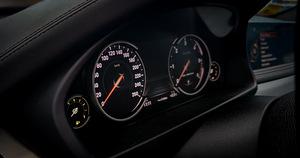 BMW X5 F15 40D (2 foto / 6)