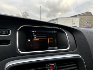 Volvo V40 1.6d мануал (9 фото из 15)