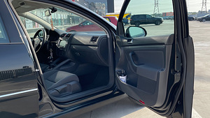 Volkswagen golf 2008 1.4 ручной (10 фото из 12)