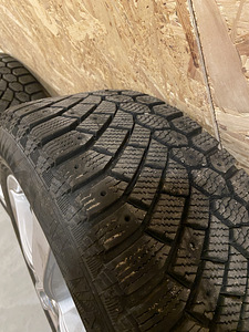 BMW 5x120 205/55/R16 talverattad lamelliga (5 foto / 10)