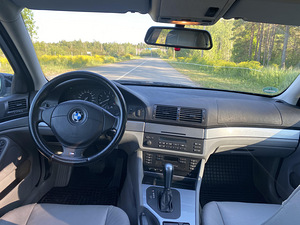 Бмв 525 е39 автомат 2001a (5 фото из 8)