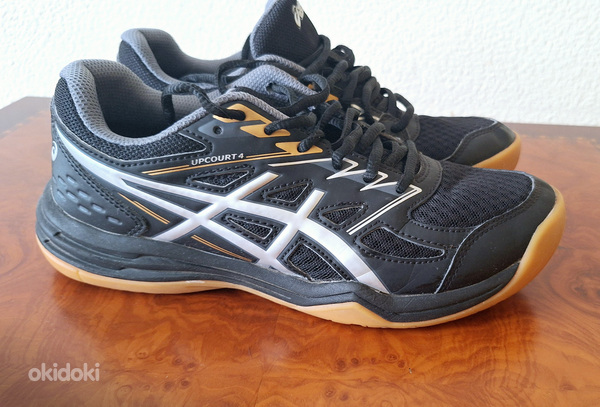 Asics tossud