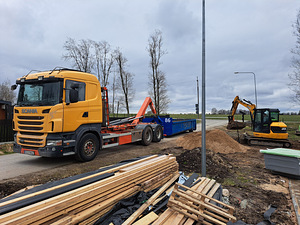 Prügivedu, multilift, konteiner 15,20,30,40m3, Multilift (2 foto / 9)