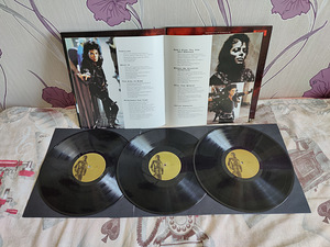 MICHAEL JACKSON - HISTORY: Past, Present and Future, BOOK I (3 foto / 10)
