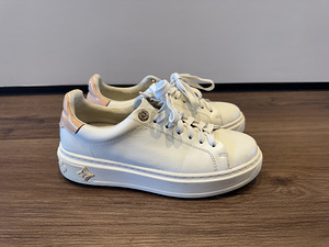 Luis Vuitton shoes size 36 (1 foto / 3)