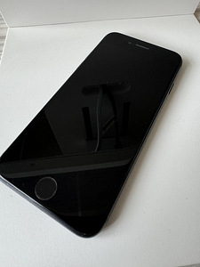 iPhone 7 32 ГБ (3 фото из 5)