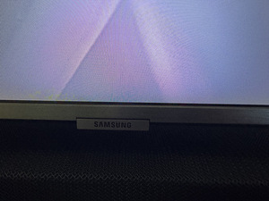 Samsung QLED UHD 4K Smart TV (5 фото из 6)