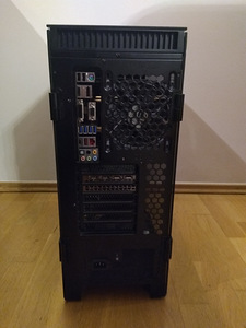 I5-6600K/Z170/16 ГБ/NVMe 512 ГБ/HDD 1 ТБ/RX 6600XT 8GB (7 фото из 9)