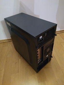Xeon E5-2630/X79/16GB RAM/SSD m.2 256GB/GTX 1080 8GB (5 foto / 9)