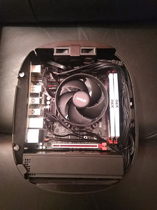 Ryzen 5 2400G/AB350N /16GB RAM/250GB SSD/1000GB HDD/ITX (5 foto / 10)