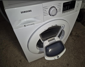 Pesumasin Samsung WW70K4420YW 7kg 1400p/min (4 foto / 10)