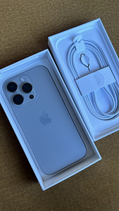 iPhone 16pro 256gb (5 foto / 5)