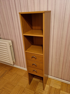 Высокая тумбочка (2 фото из 5)