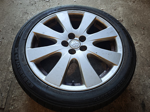 Toyota Avensis R17 veljed suverehvidega (4 foto / 6)
