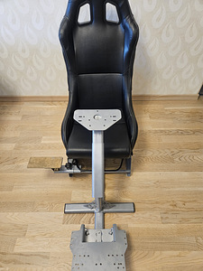 Playseat Evollution + Rööpad + Käigukastihoidik (1 foto / 3)