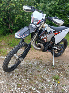 Rieju MR 300 2T (1 фото из 6)