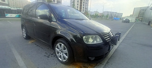 Vw touran 1.9d ATM (2 foto / 9)