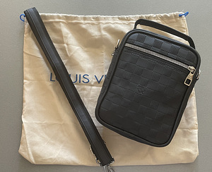 Louis Vuitton crossbody bag (good replica) (2 foto / 3)
