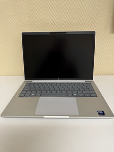 HP EliteBook 8G1i 14 (5 foto / 6)