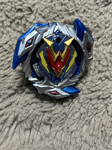 Beyblade (6 foto / 10)