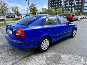 Skoda Octavia (4 foto / 12)