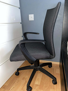 Kontorikonverentsitool / Office chair (1 foto / 4)