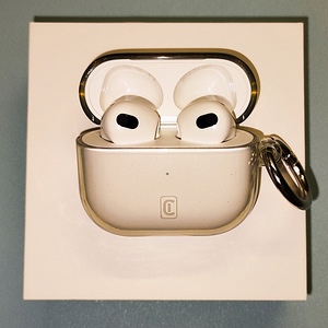 Apple AirPods 3 Lightning(ориг) (1 фото из 1)