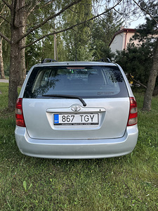 Toyota Corolla 2.0 66kw D4D 2003 (8 foto / 10)