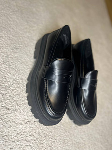 Лоферы H&M (2 фото из 2)