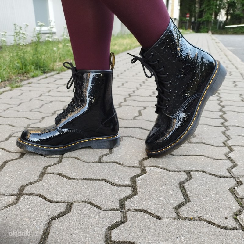 Dr martens 42 lak 2025