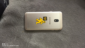 Samsung Galaxy J3 (2017) (2 foto / 3)
