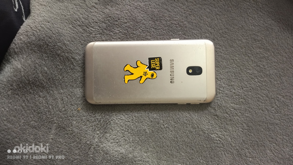 Samsung Galaxy J3 (2017) (foto #2)