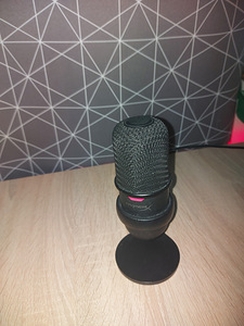 HyperX Solocast mikrofon