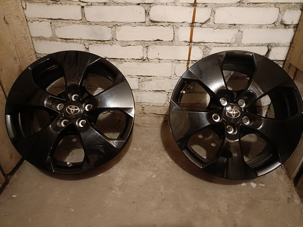 Toyota R17 veljed