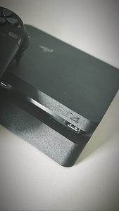 Sony Playstation 4 (PS4) Slim 500GB Black (4 foto / 10)